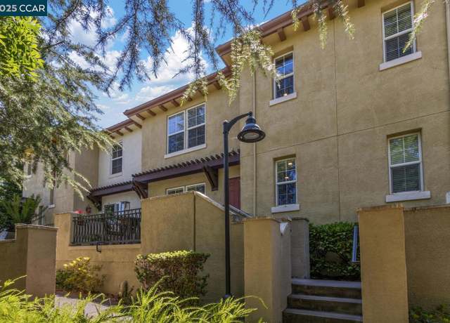 Property at 26 Warhol Way, Pleasant Hill, CA 94523, 2 beds, 2.5 baths