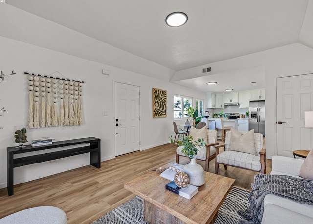 Property at 4071 Nicolet Ave, Fremont, CA 94536, 2 beds, 1 bath