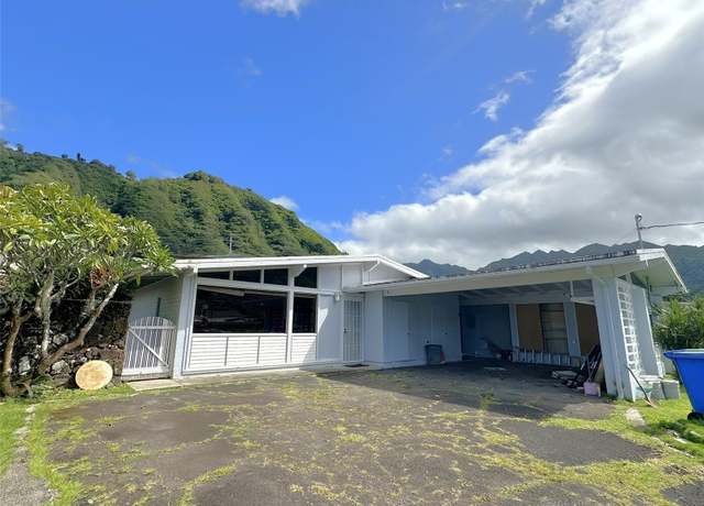 Property at 2819 Poelua St, Honolulu, HI 96822, 4 beds, 3 baths