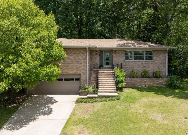 Property at 1121 53rd St S, Birmingham, AL 35222, 3 beds, 2 baths