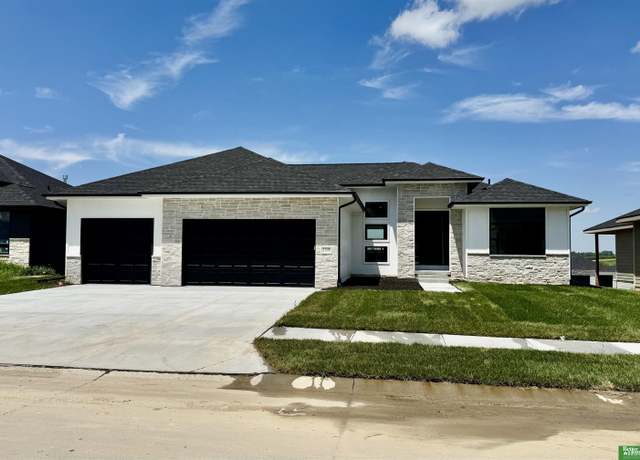 Property at 5508 N 213 St, Elkhorn, NE 68022, 5 beds, 3 baths