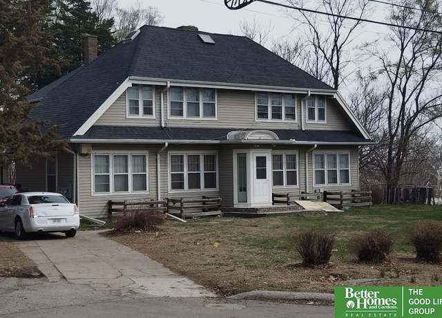 Property at 2322 Read St, Omaha, NE 68112, 9 beds, 6 baths