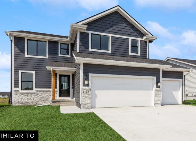 Property at 14608 N Valley Dr, Urbandale, IA 50323, 4 beds, 2.5 baths