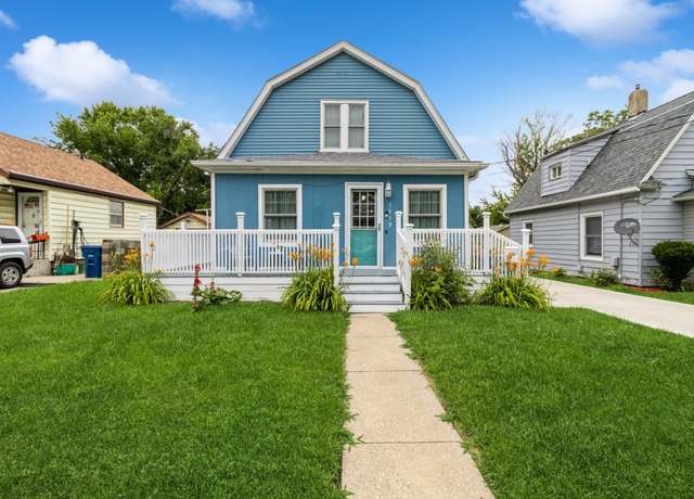 Property at 1719 Jefferson Ave, Des Moines, IA 50314, 3 beds, 1 bath