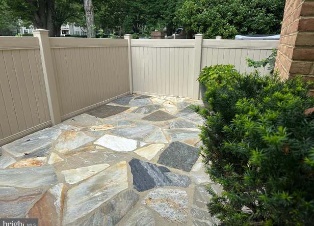 Photo of 5739 Balsam Grove Ct #61, Rockville, MD 20852