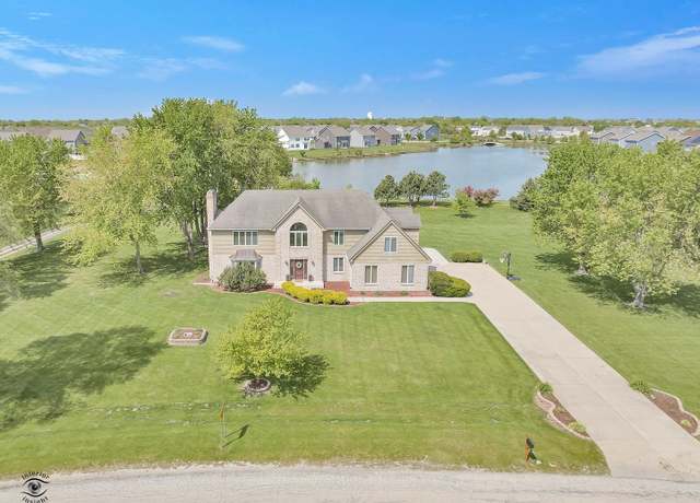 Property at 17628 S Williamsburg Dr, Plainfield, IL 60586, 4 beds, 3.5 baths
