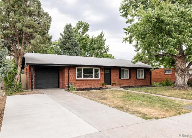 Property at 812 S Holly St, Denver, CO 80246, 5 beds, 3 baths