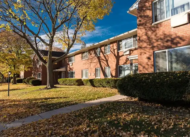 Property at Parklane Apartments - 2475 Saint Paul Blvd, Rochester, NY, 14617, 1-2 bed, 1 bath, [object Object]