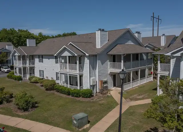 Property at Park at Meadow Ridge - 2495 Meadow Ridge Ln, Montgomery, AL, 36117, 3 beds, 2 baths, [object Object]