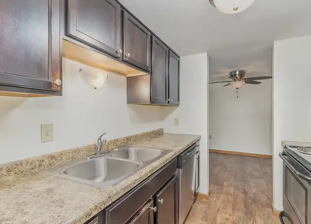 Property at Valley View - 6537 Golden Valley Rd, Golden Valley, MN, 55427, 1-2 bed, 1-1.5 bath, [object Object]