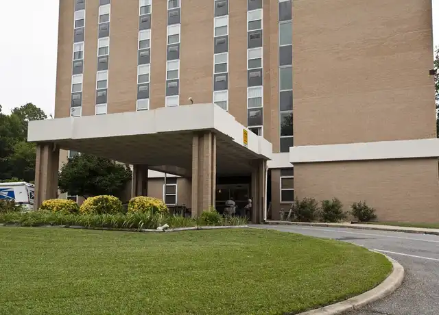 Property at Vineville Senior Towers - 2394 Vineville Ave, Macon, GA, 31204, 0 beds, 1 bath, [object Object]