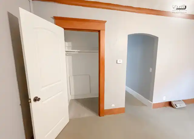Property at 910 Westmoreland Ave, Lansing, MI, 48915, 2 beds, 1 bath, [object Object]