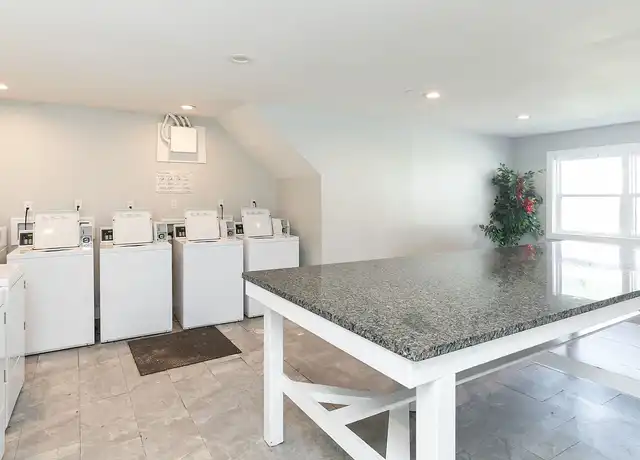 Property at Crystal Townhomes - 3804 Martin Luther King Jr Dr SW, Atlanta, GA, 30331, 2 beds, 1.5 baths, [object Object]