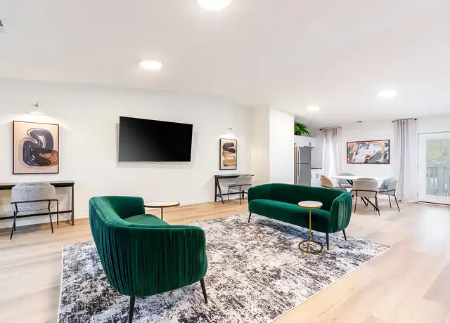 Property at The Enclave at 38 Twenty Two - 3822 Mizell Rd, Greensboro, NC, 27405, 1-2 bed, 1 bath, [object Object]